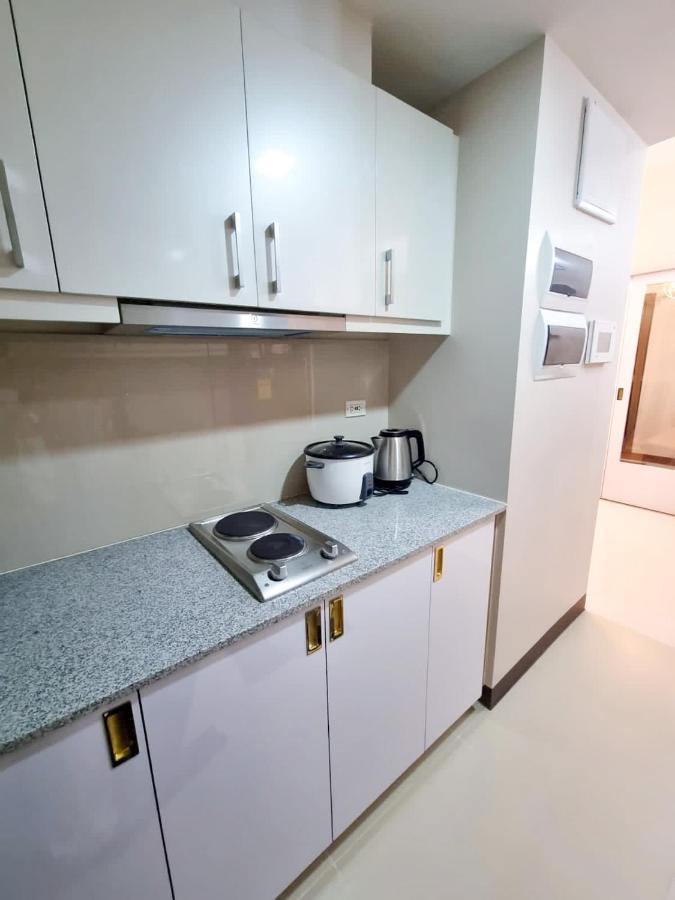 따구익 Modern 1Br In Uptown Bgc 아파트 호텔 외부 사진